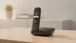 Moderne Telefone mit Anrufbeantworter