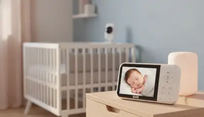 Die Augen und Ohren im Kinderzimmer